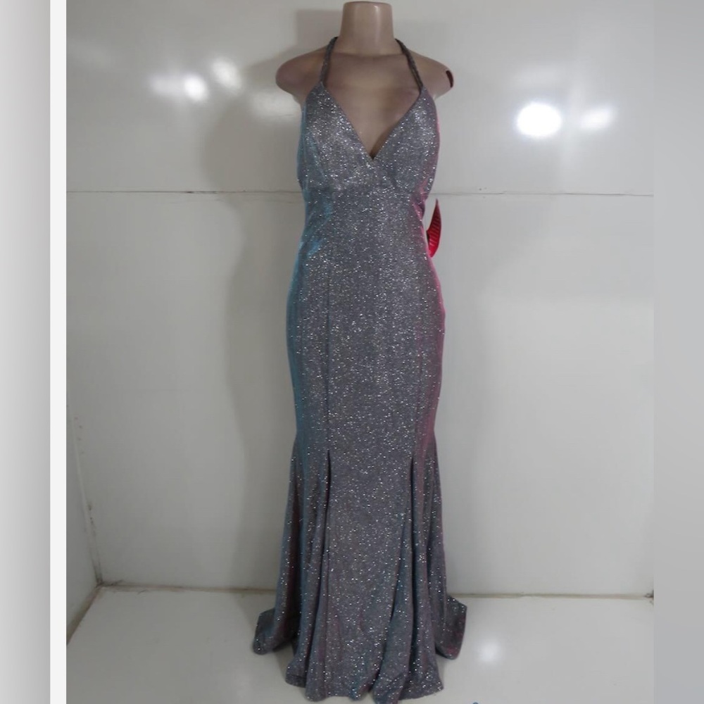 Cachet Silver Shimmer Iridescent Dress NWT Sz 8